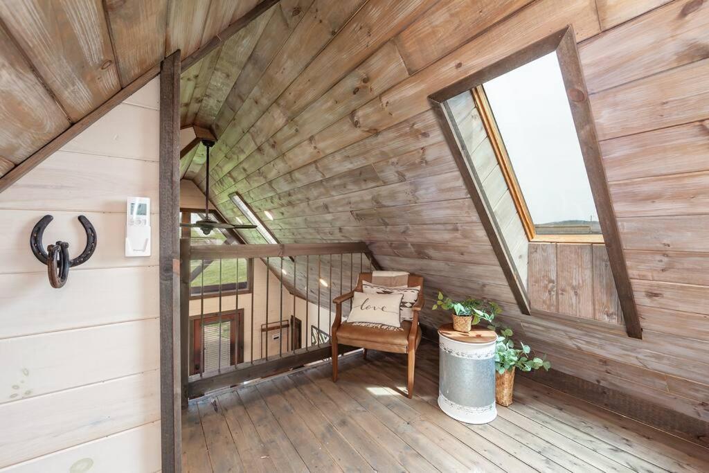 Romantic A-Frame Private Hottub Firepit Neargsmnp Sevierville Exteriör bild